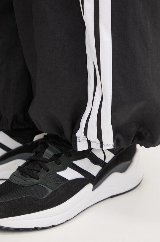 Tepláky adidas Essentials JE1306 černá