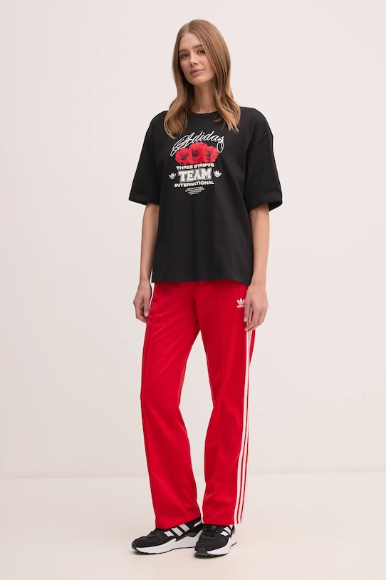 Спортен панталон adidas Originals Firebird IR8081 червен SS25