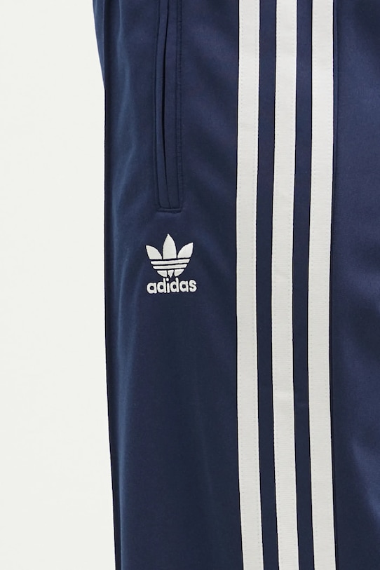 Спортен панталон adidas Originals Firebird тъмносин JC8285