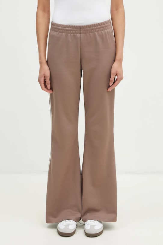 adidas Originals pantaloni de trening 3- Stripes Flared tricotaj maro JC5784