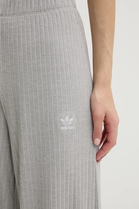 Kalhoty adidas Originals Essential šedá JD1498