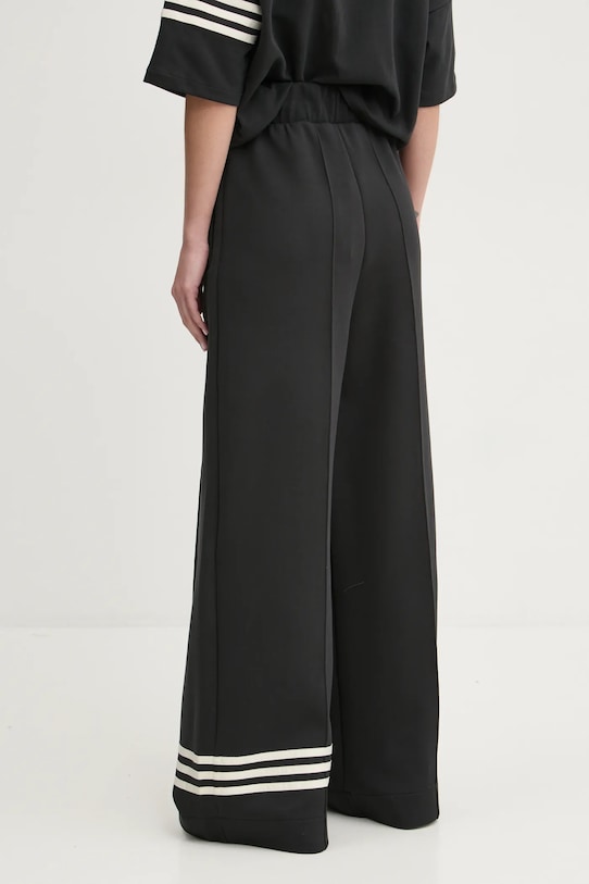 Ruházat adidas Originals melegítőnadrág Neuclassics JI8516 fekete