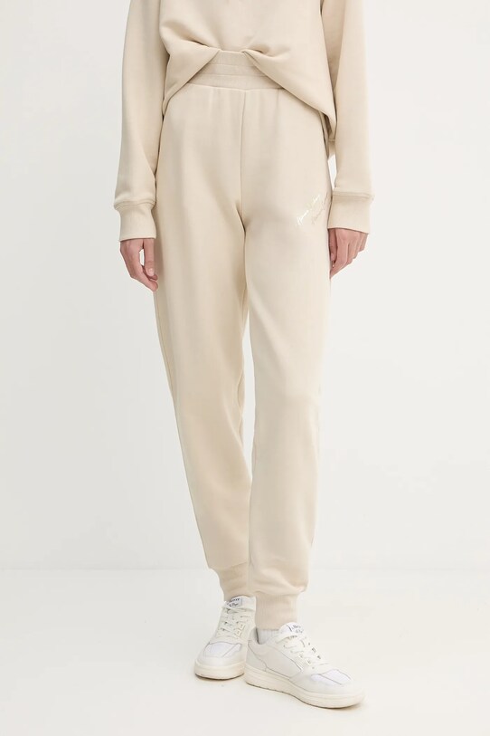 Спортивные штаны Armani Exchange аппликация бежевый XW000158.AF11852