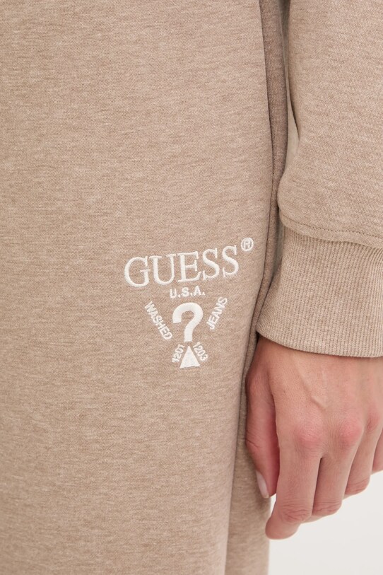 Guess spodnie dresowe ROBERTA beżowy V5RB12.KC3D2
