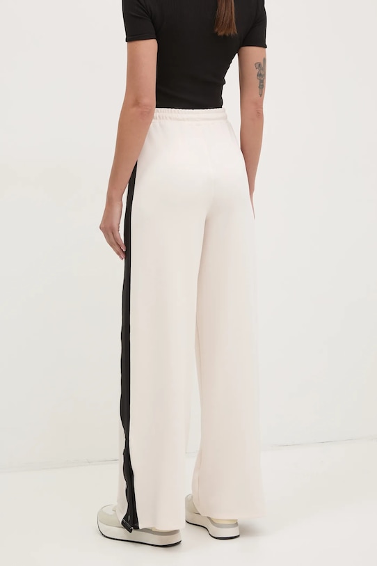 Oblečení Tepláky Guess SUZANNE V5RB00.KCO72 béžová