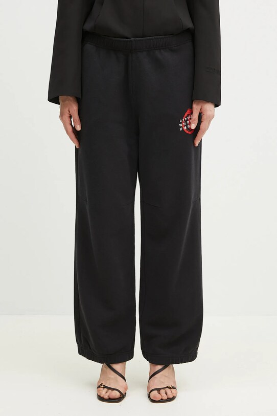 Îmbrăcăminte MM6 Maison Margiela pantaloni de trening din bumbac S62KB0227 negru