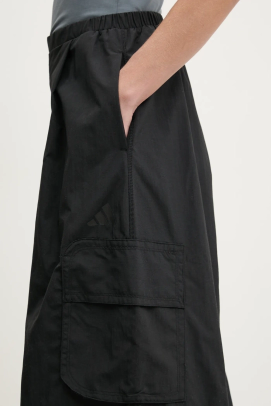 adidas melegítőnadrág City Escape fekete JY0514