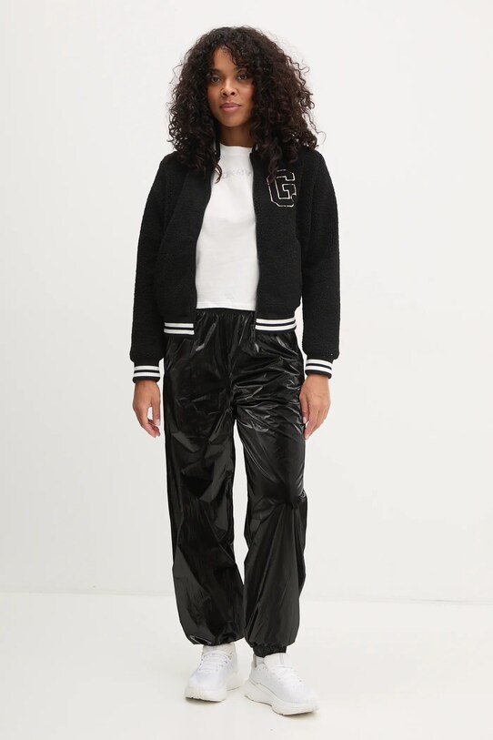 Guess pantaloni de trening CHRIS V5RB09.WGUJ0 negru SS25