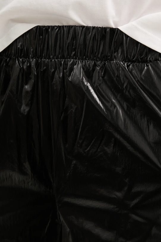 Guess spodnie dresowe CHRIS czarny V5RB09.WGUJ0