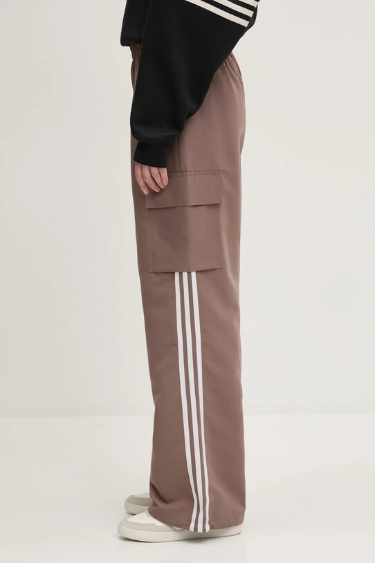 adidas Originals spodnie Adicolor 3-Stripe Cargo Pants JC8138 beżowy SS25