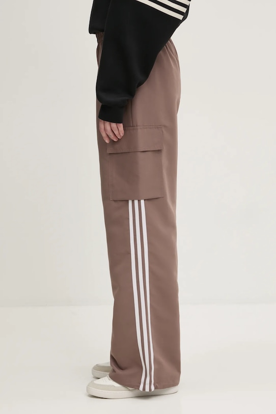 Панталон adidas Originals Adicolor 3-Stripe Cargo Pants JC8138 бежов SS25