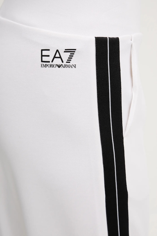 Παντελόνι φόρμας EA7 Emporio Armani λευκό AF12643.7W000174