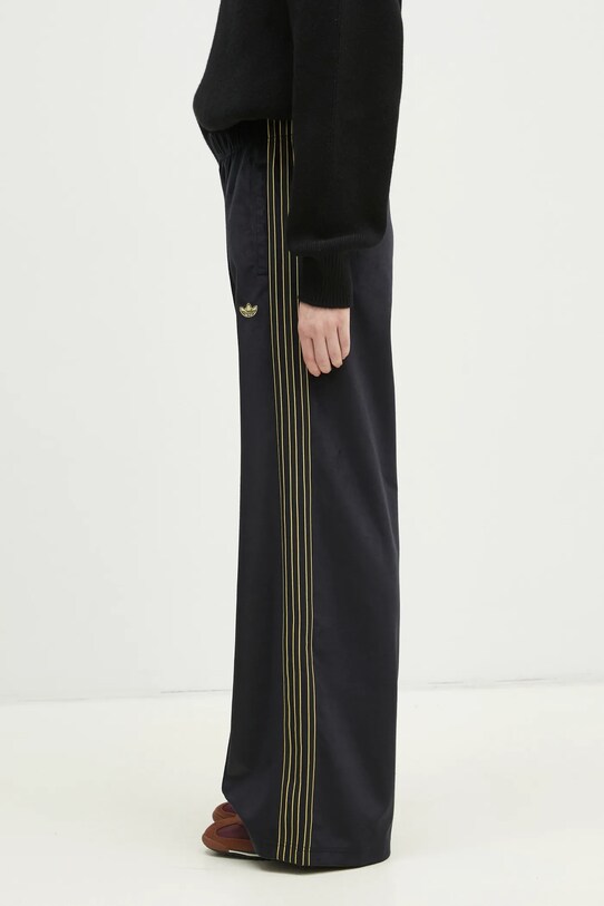 Donji dio trenirke adidas Originals VELOUR TRCKPANT JI5755 crna SS25