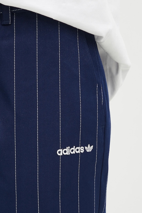 Hlače adidas Originals PINSTRIPE PANTS JJ3482 mornarsko plava
