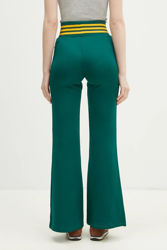 Odzież adidas Originals spodnie dresowe FLARED PANTS JC7689 zielony