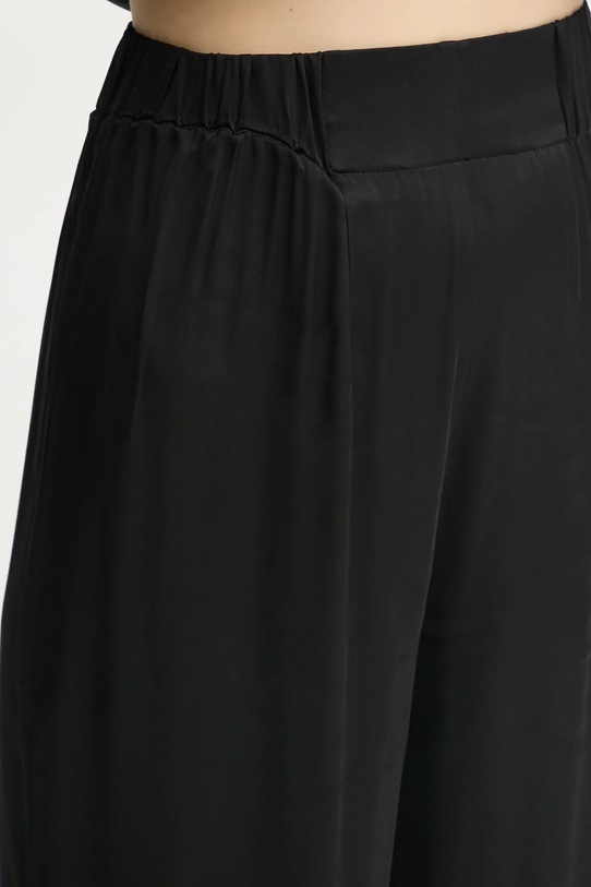 AERON pantaloni COUGAR PA310555 negru