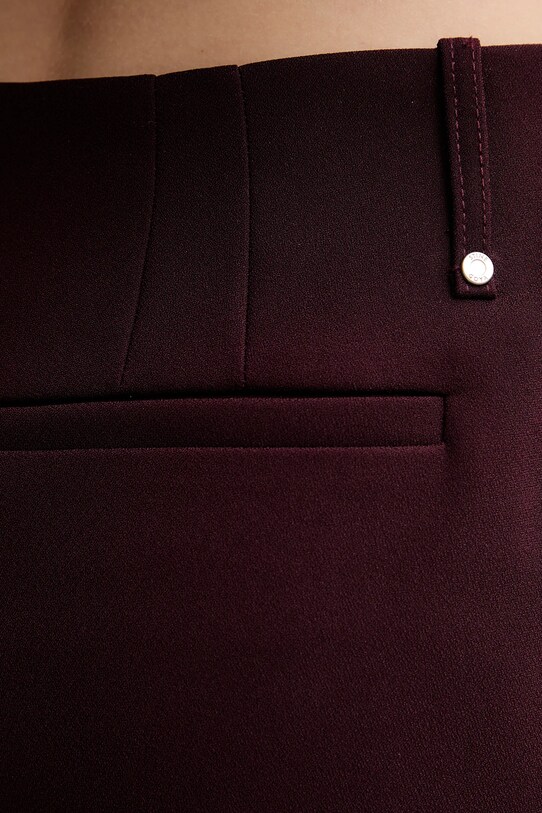 Stine Goya pantaloni SG.SS25.P077.2330 burgundia