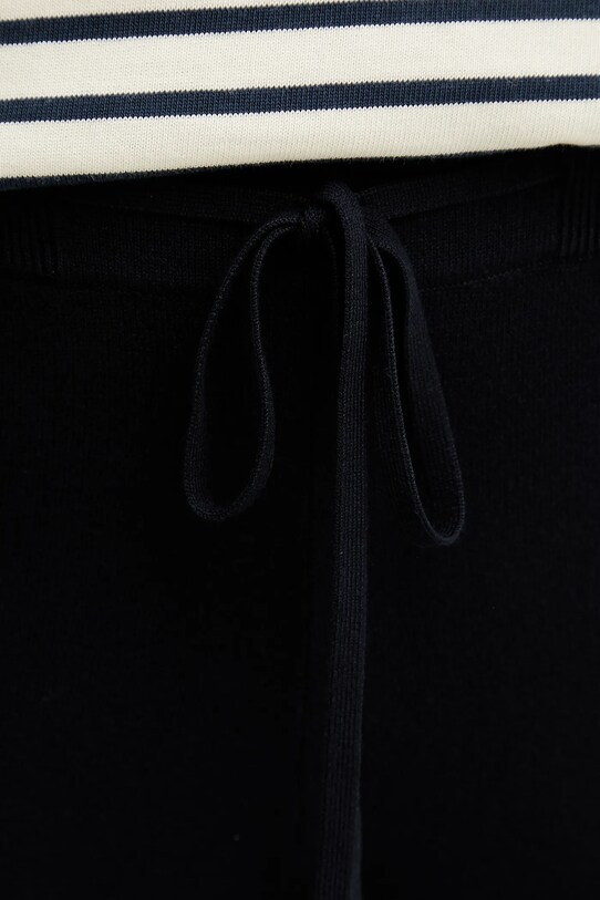 MM pantaloni de trening bleumarin 2516331027600