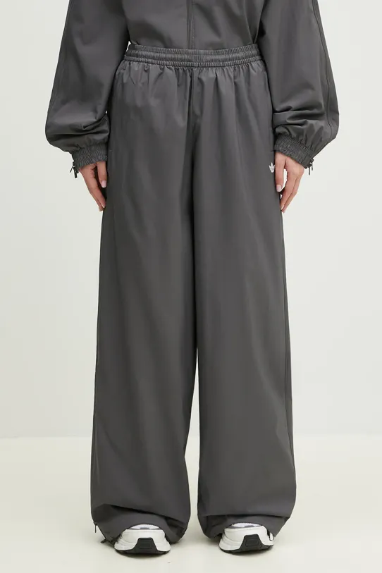 adidas Originals pantaloni de trening WOVEN TP Planet friendly gri JY8880