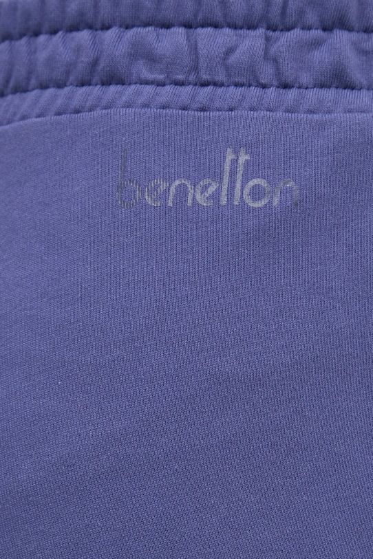 United Colors of Benetton spodnie dresowe bawełniane granatowy 3UNIDF01A