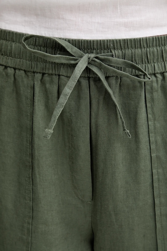 United Colors of Benetton pantaloni din in verde 4AGHDF08J