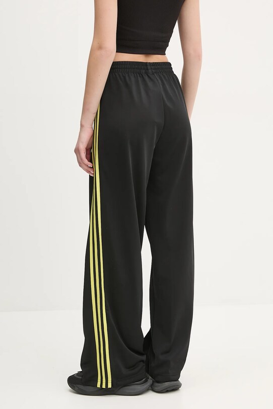 Oblečenie Tepláky adidas Originals Firebird JP2310 čierna