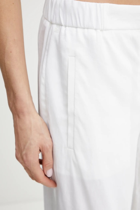 Льняные брюки BOSS белый 50540608