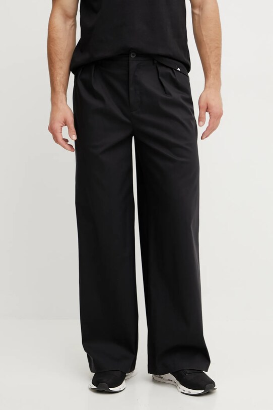 New Balance pantaloni panza negru WP51538BK
