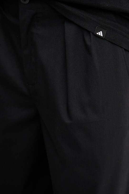 New Balance pantaloni negru WP51538BK