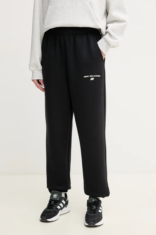 Tepláky New Balance pletenina čierna WP51500BK