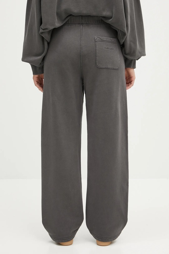 Oblečení Bavlněné tepláky Carhartt WIP Benton Sweat Pant I034513.89GD šedá