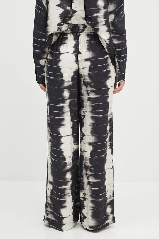 Одяг Штани Samsoe Samsoe Saneem F24100163 чорний