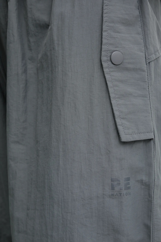 P.E Nation pantaloni de trening Discovery gri 252P058