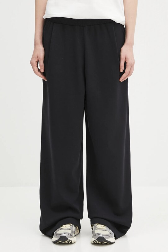 Donji dio trenirke Pangaia DNA Double Jersey Pleated Trousers s elastinom crna 10002356