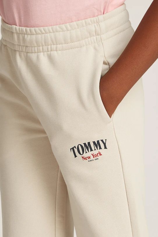 Tommy Hilfiger spodnie dresowe dziecięce KG0KG08545.PPYA beżowy