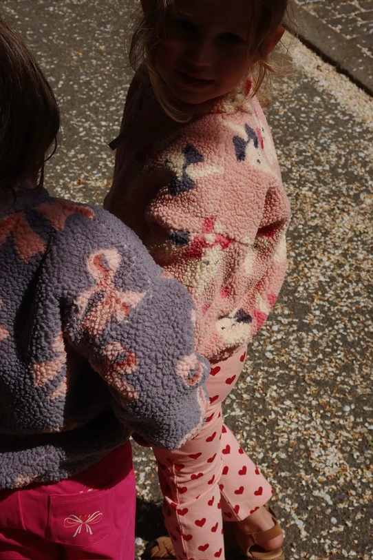 Konges Sløjd spodnie bawełniane dziecięce DREY SLIT PANTS GOTS KS102568