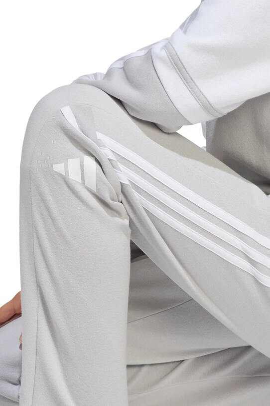 Otroški spodnji del trenirke adidas Performance JD4823