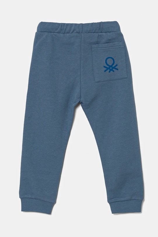 United Colors of Benetton spodnie dresowe dziecięce 3J70GF010.P.Season.PPYA niebieski SS25