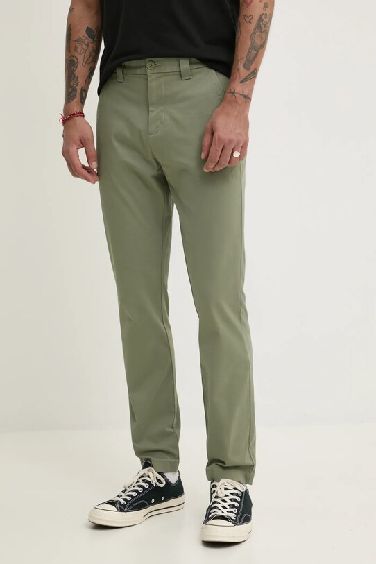 Брюки Tommy Jeans с эластаном зелёный DM0DM20282