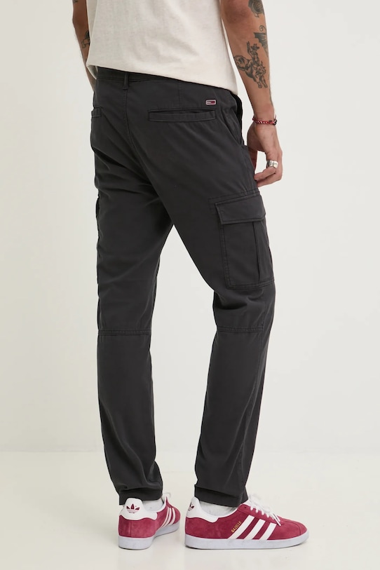 Odzież Tommy Jeans spodnie DM0DM20281 czarny