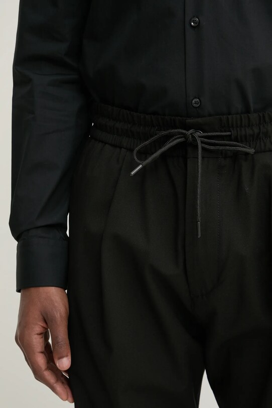 HUGO spodnie z domieszką wełny czarny 50530911