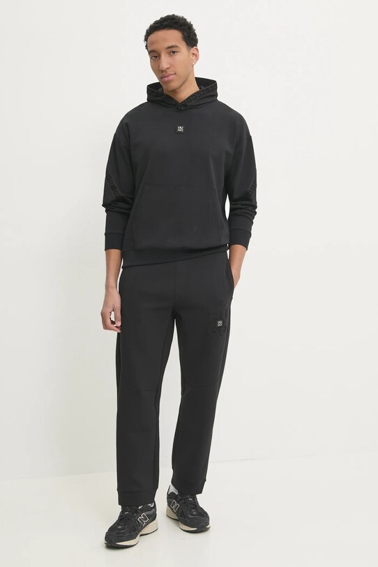 HUGO spodnie dresowe 50530193 czarny SS25