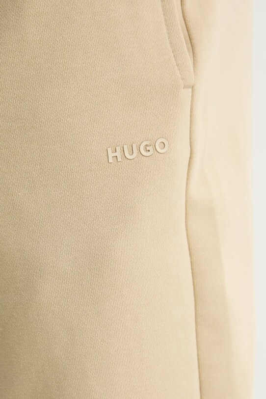 HUGO pantaloni scurti din bumbac bej 50530696