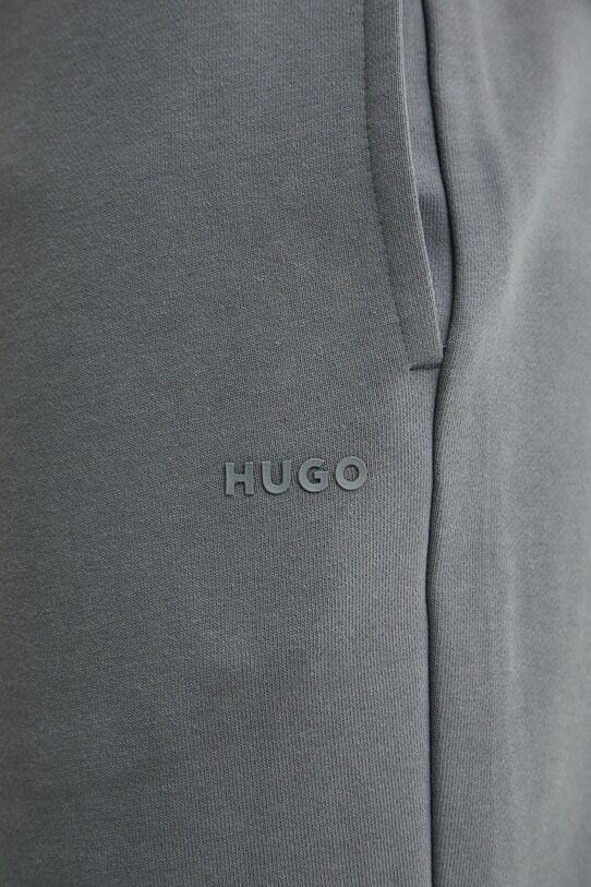 HUGO pantaloni scurti din bumbac gri 50530696