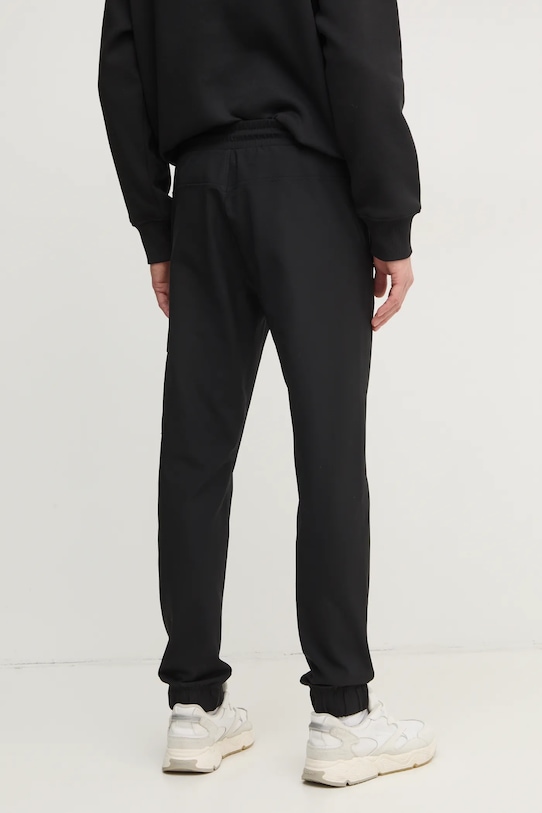 Odzież Calvin Klein Jeans spodnie J30J326765 czarny