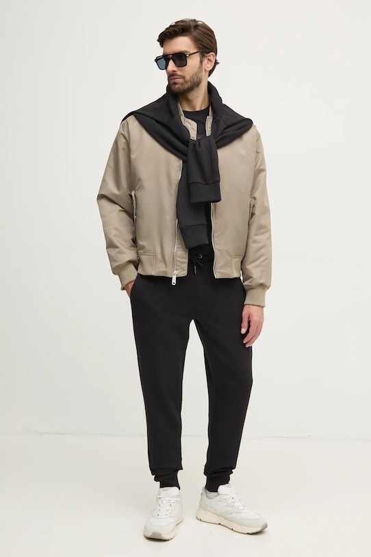 Calvin Klein spodnie dresowe bawełniane K10K113838 czarny SS25