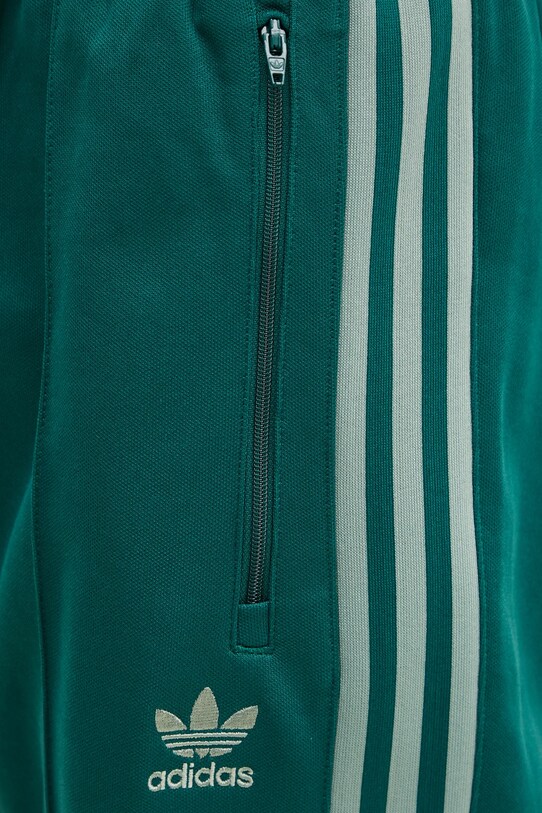 Спортен панталон adidas Originals CLASSIC TP зелен JP2523