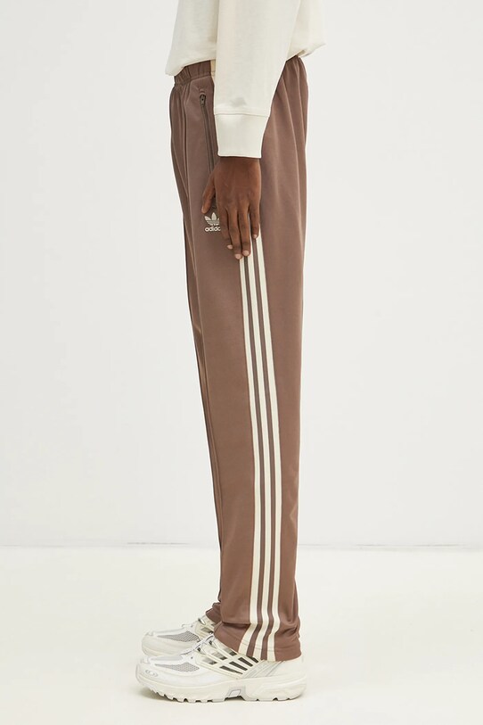 Donji dio trenirke adidas Originals CLASSIC TP JP2525 smeđa SS25