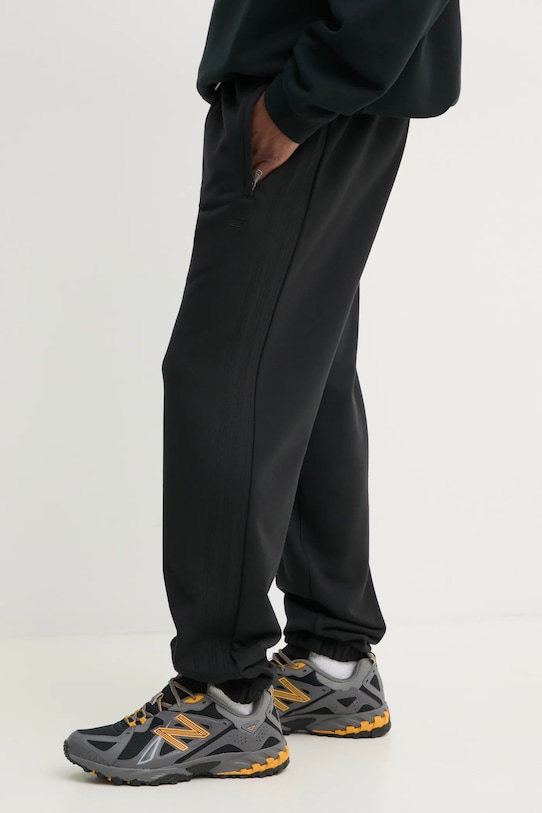 adidas Originals pantaloni de trening din bumbac Essential negru JC9575