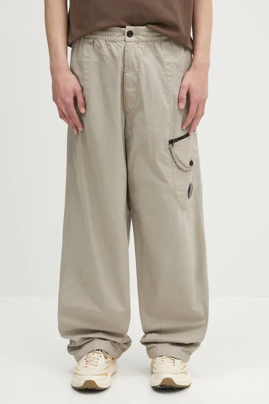 C.P. Company spodnie bawełniane gładkie beżowy 18CMPA094A006475G